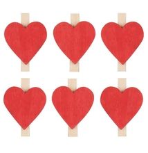 Piros fa szívek csipeszen 3 cm, 6 db