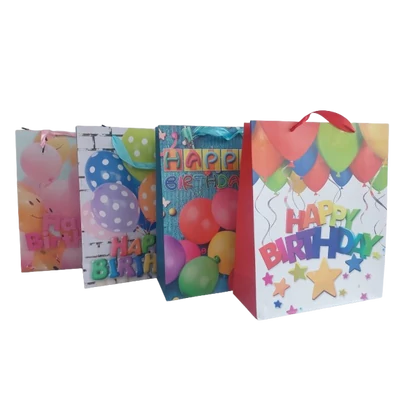 Dísztasak "Happy Birthday" (26*32*10cm) 4féle minta